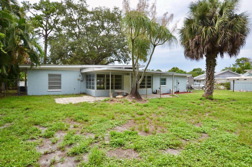 RIVER PARK UNIT 2 - Residential Lease