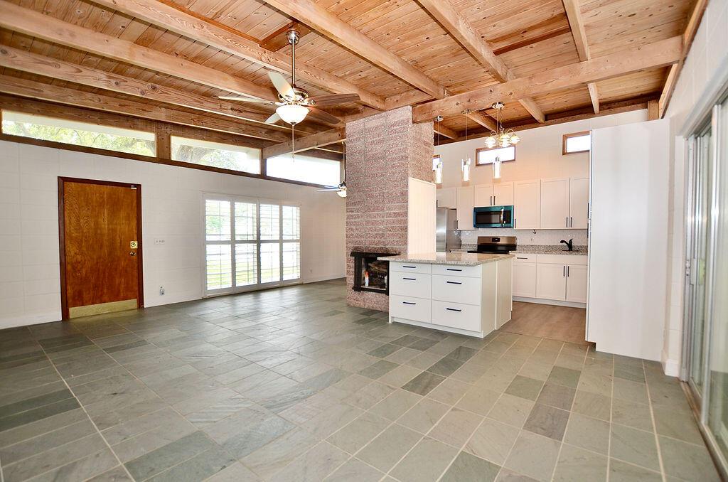RIVER PARK UNIT 2 - Residential Lease