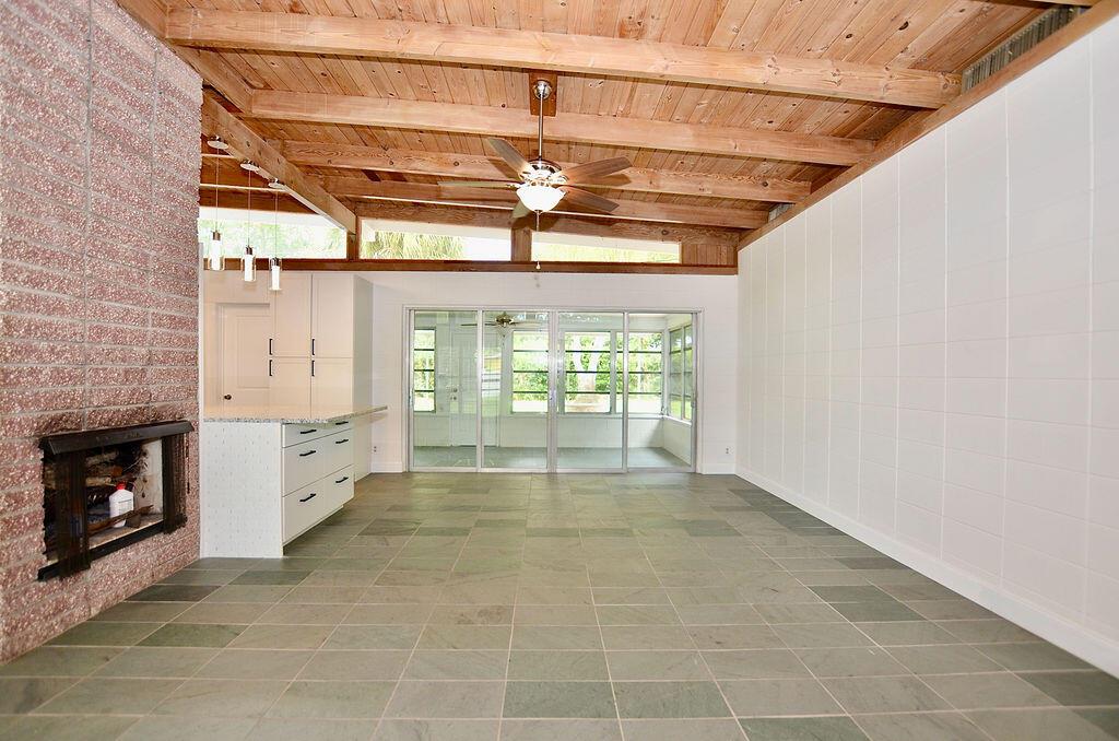 RIVER PARK UNIT 2 - Residential Lease