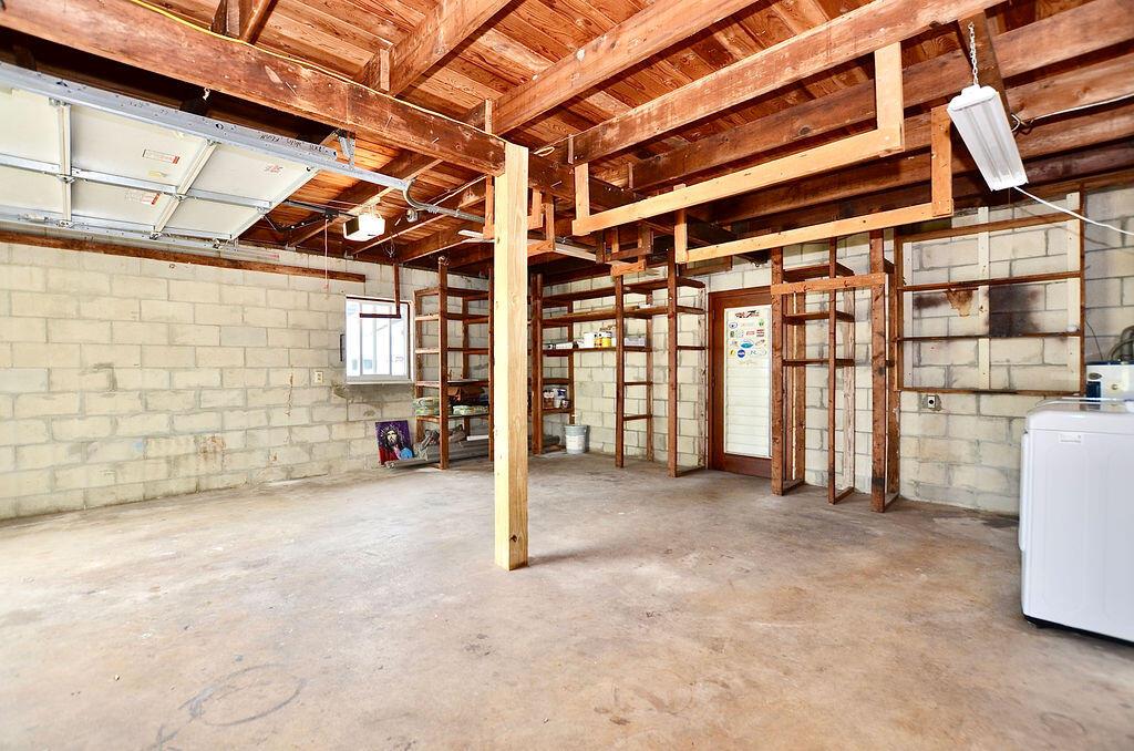 RIVER PARK UNIT 2 - Residential Lease