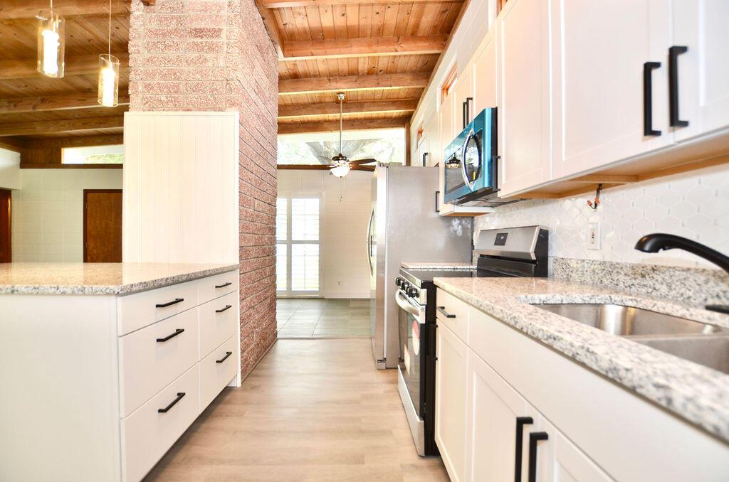 RIVER PARK UNIT 2 - Residential Lease