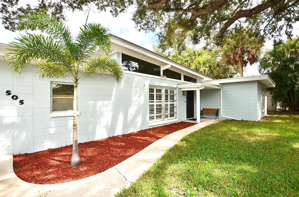 RIVER PARK UNIT 2 - Residential Lease