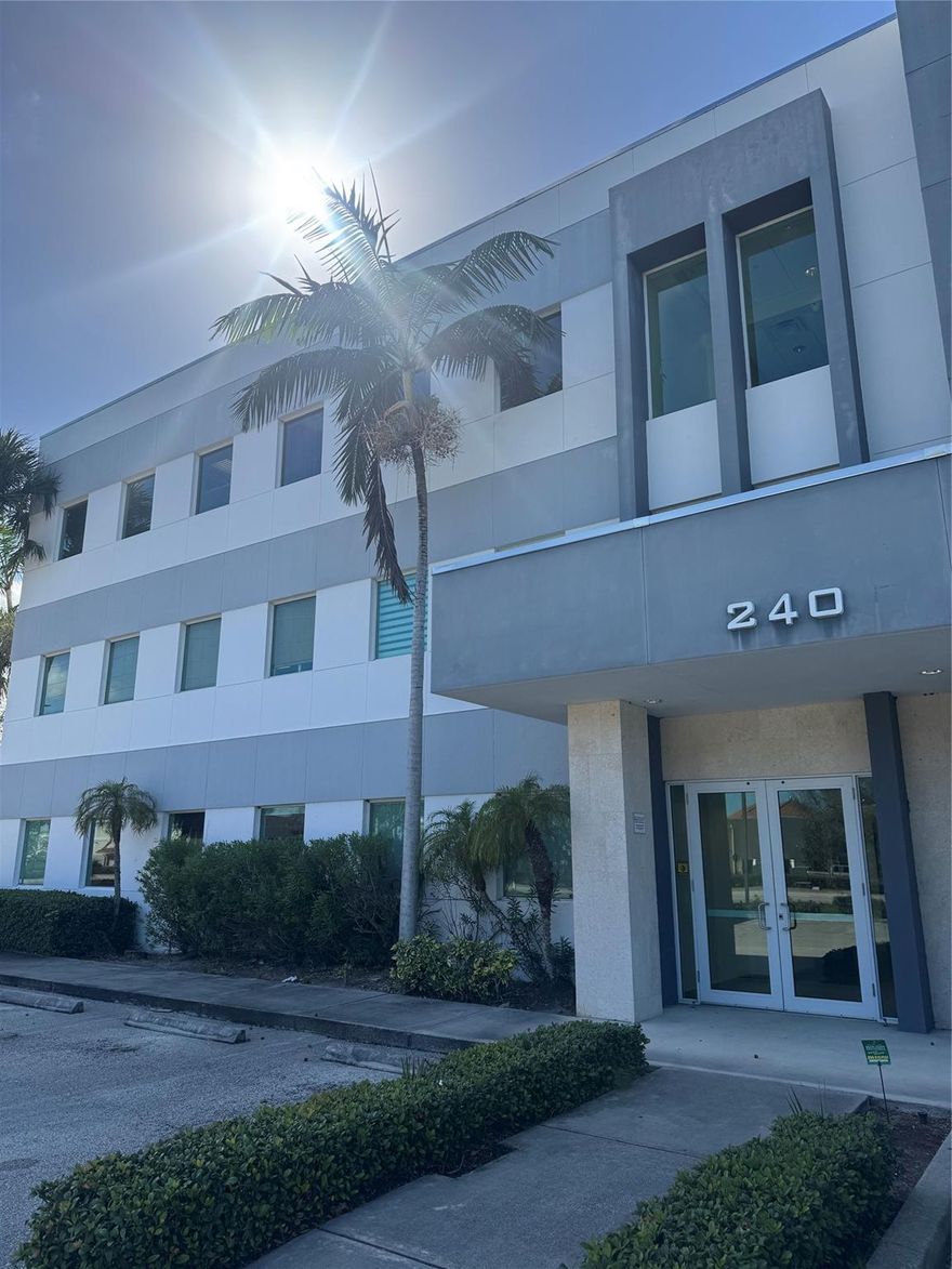 FOR LEASE CLASS "A" OFFICE SPACE: Fully built out as a professional office suite with 3 private offices, waiting area, kitchenette/ break room. Plenty of parking and just minutes from I-95 Exit 121