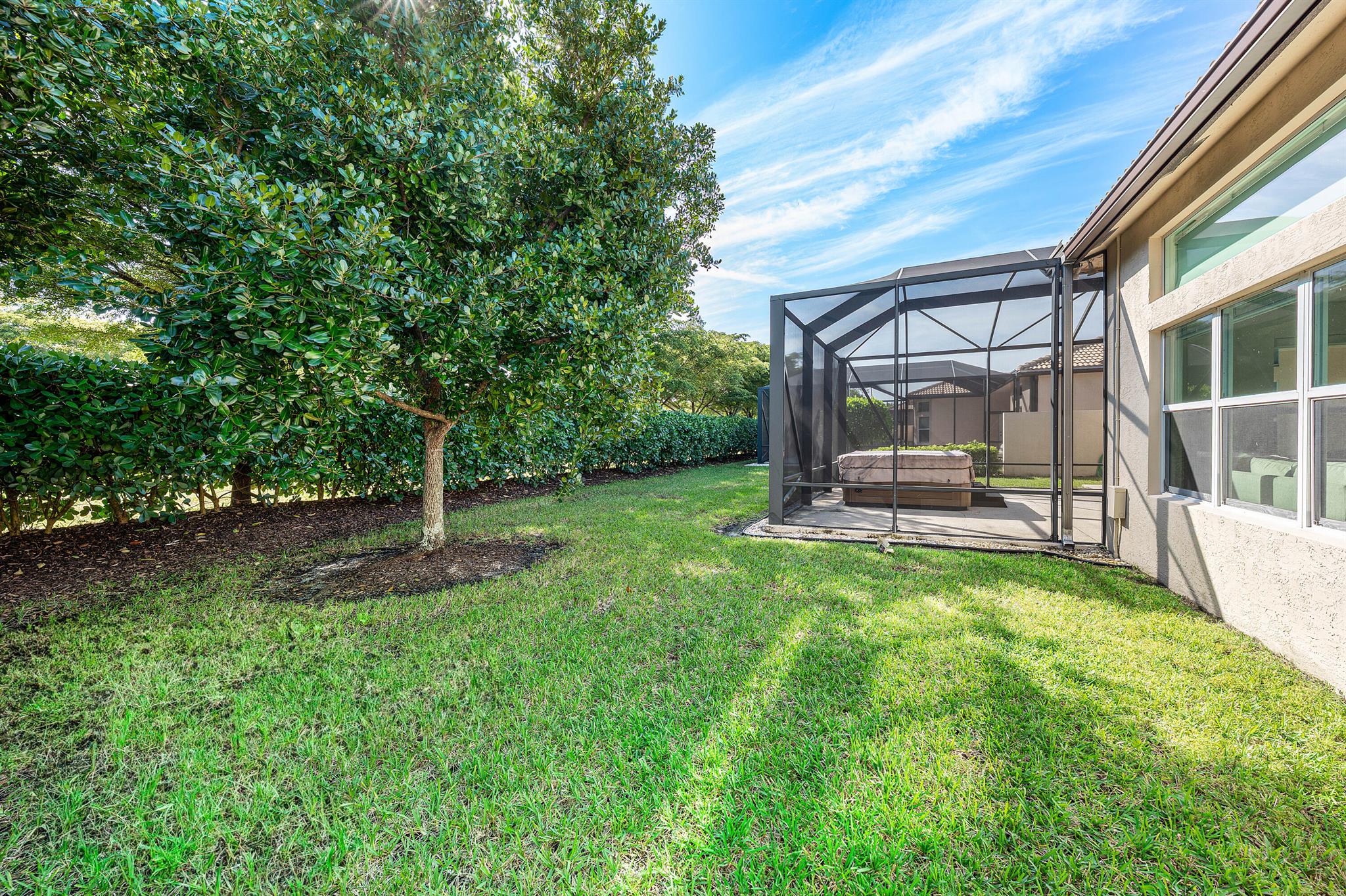 Valencia Cove - Residential