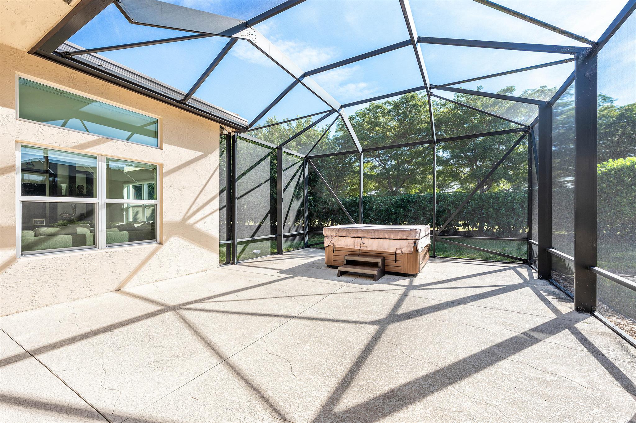 Valencia Cove - Residential