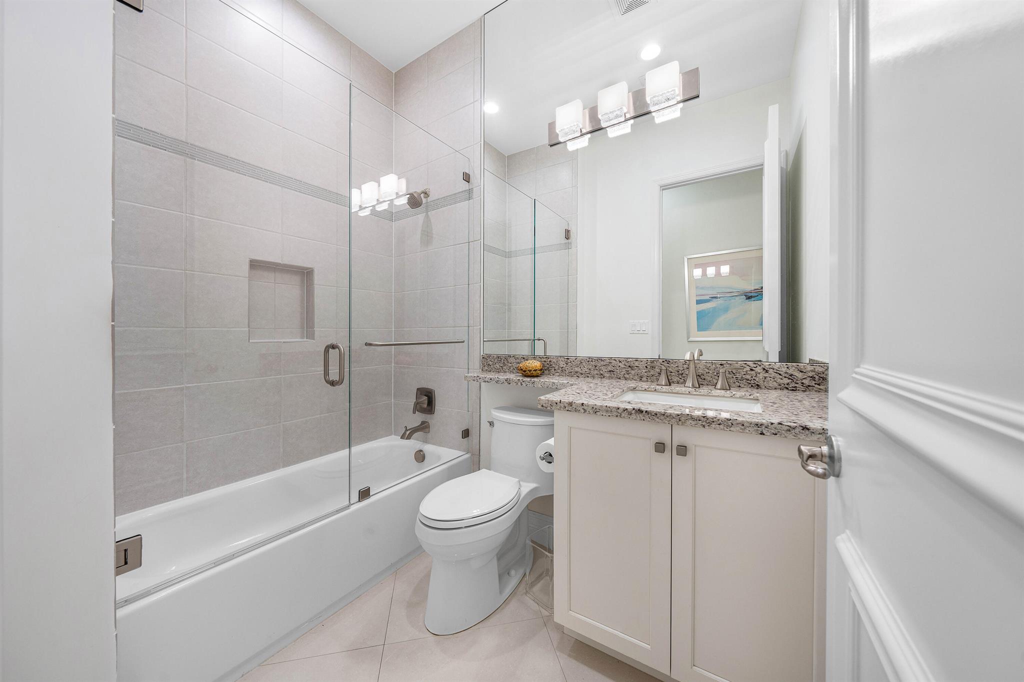 Valencia Cove - Residential