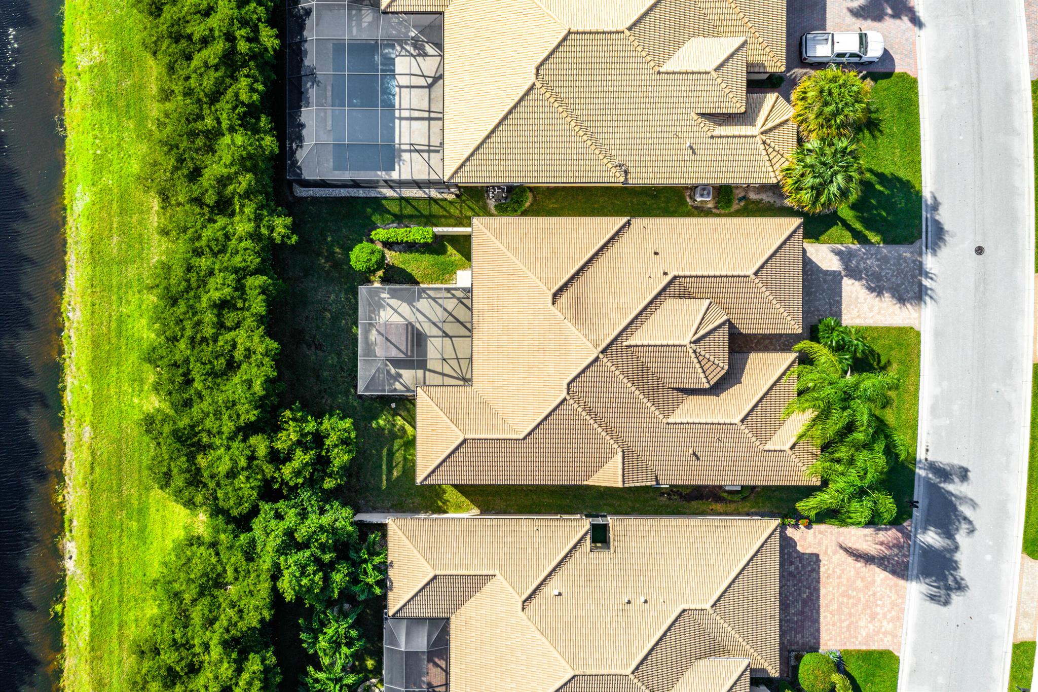 Valencia Cove - Residential