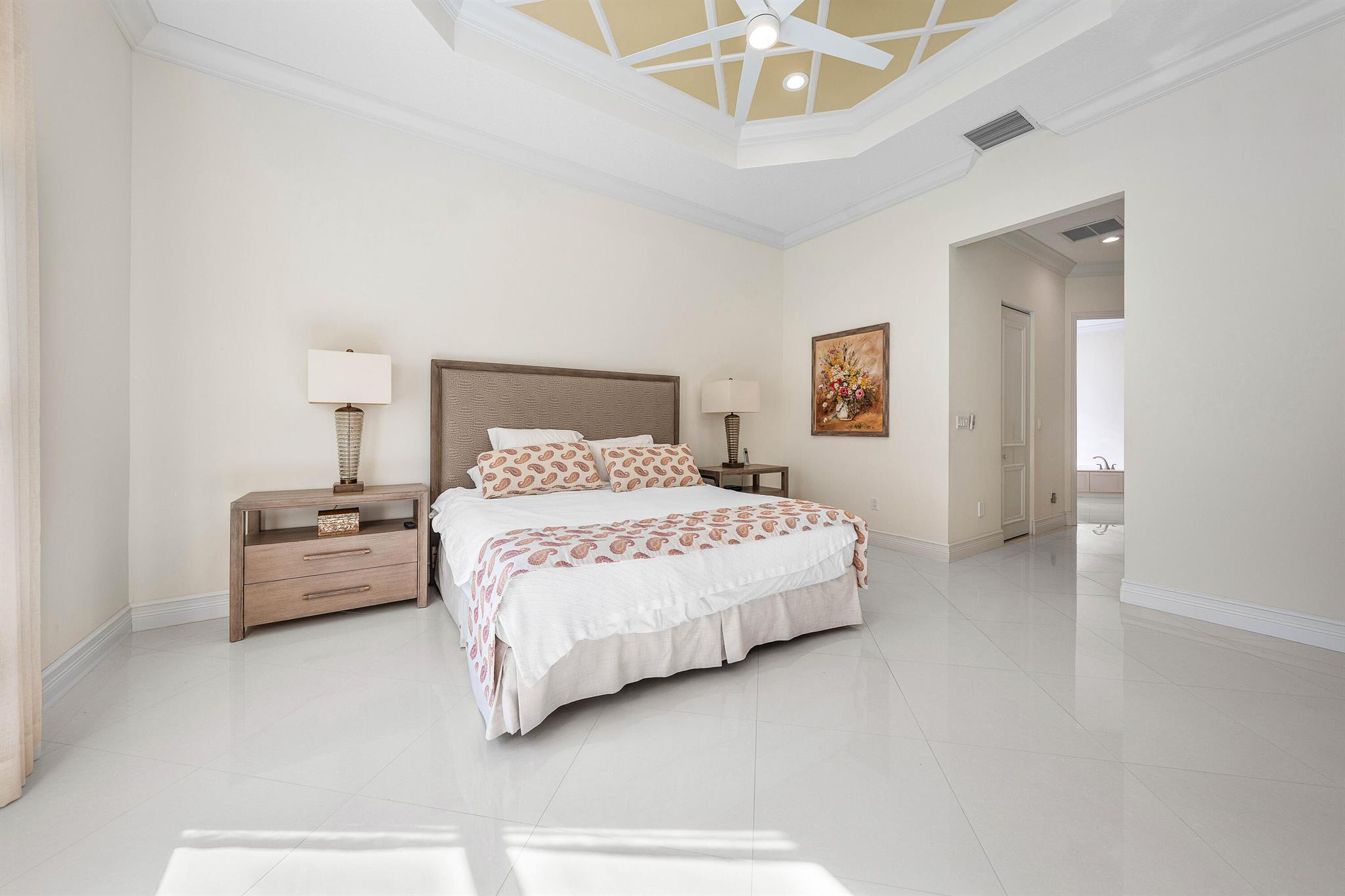 Valencia Cove - Residential