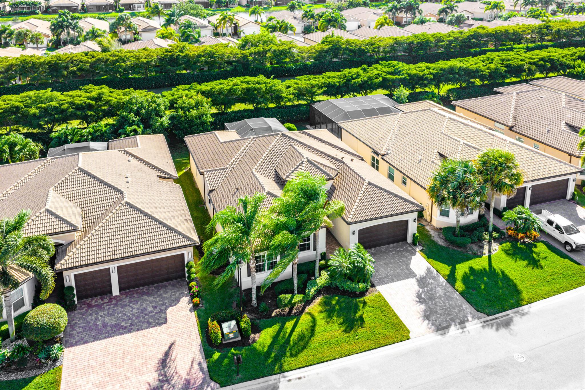 Valencia Cove - Residential