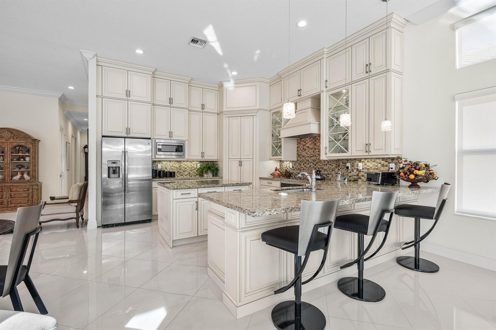 Valencia Cove - Residential