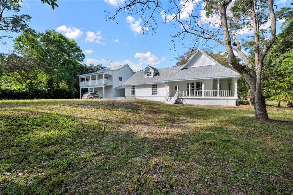 Photo of 17647 N 112th Drive N, Jupiter, FL 33478 (MLS # R11088157)