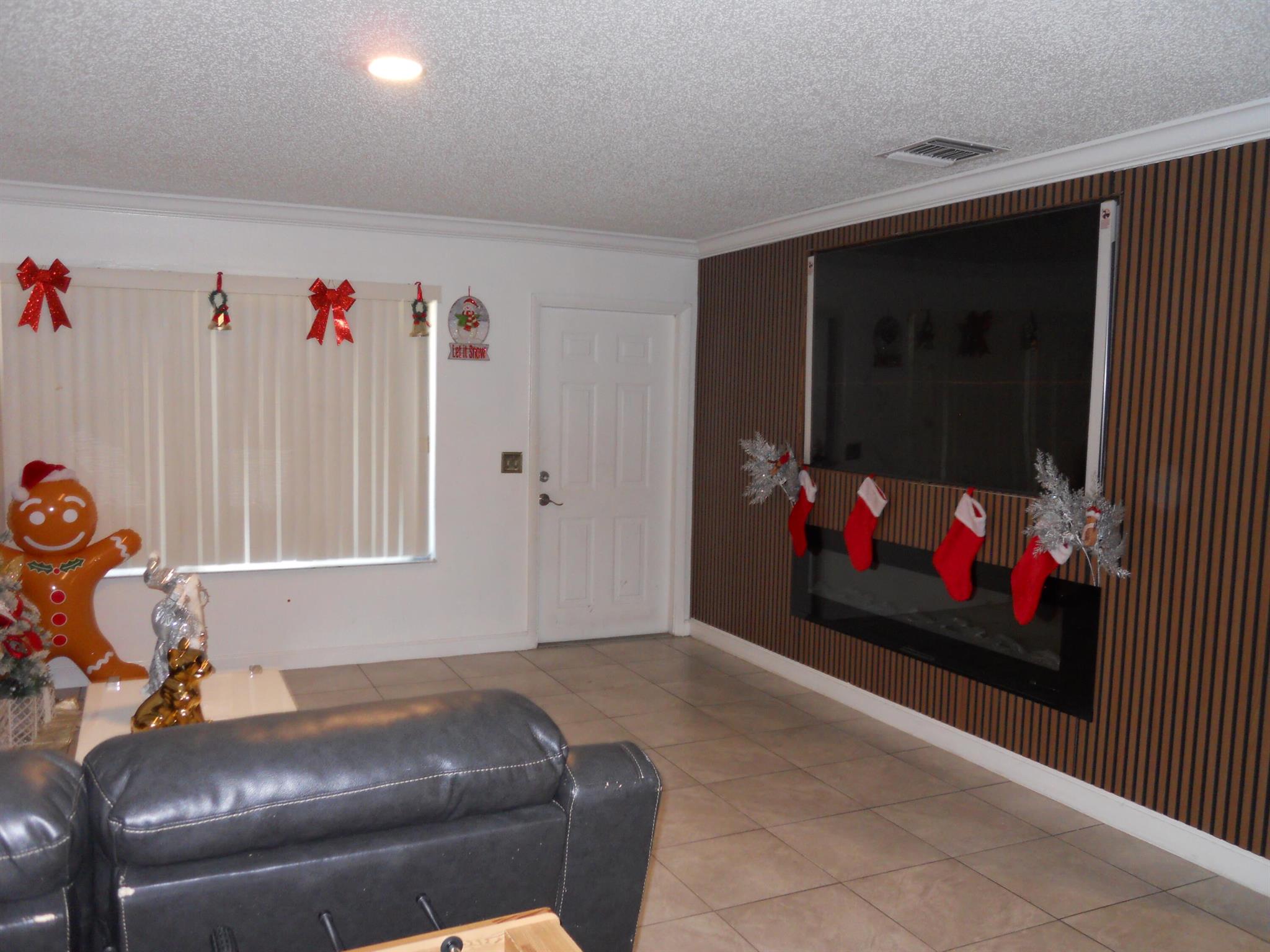 View photos, virtual tours, details... 4774 Orleans Court C