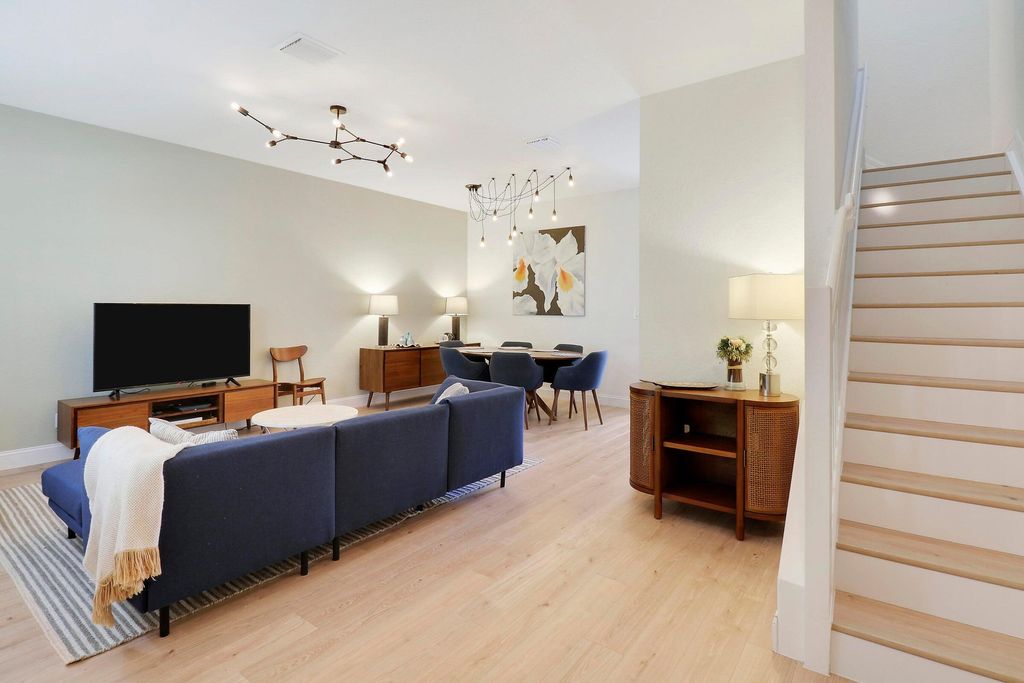 Photo of 151 Mulligan Place, Jupiter, FL 33458 (MLS # R11102951)