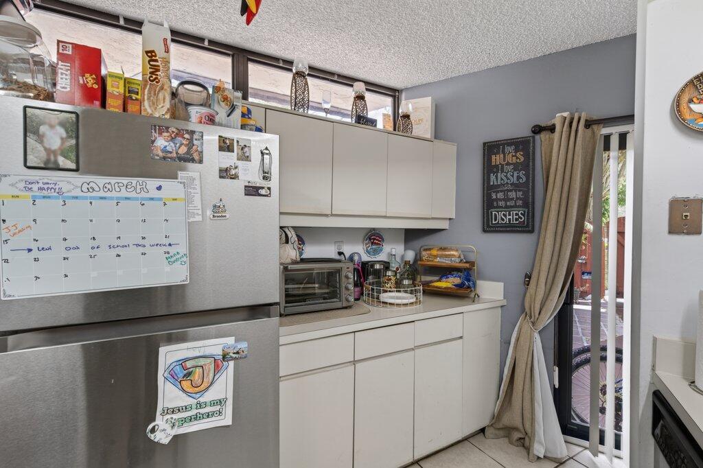 SOMERSET - Residential