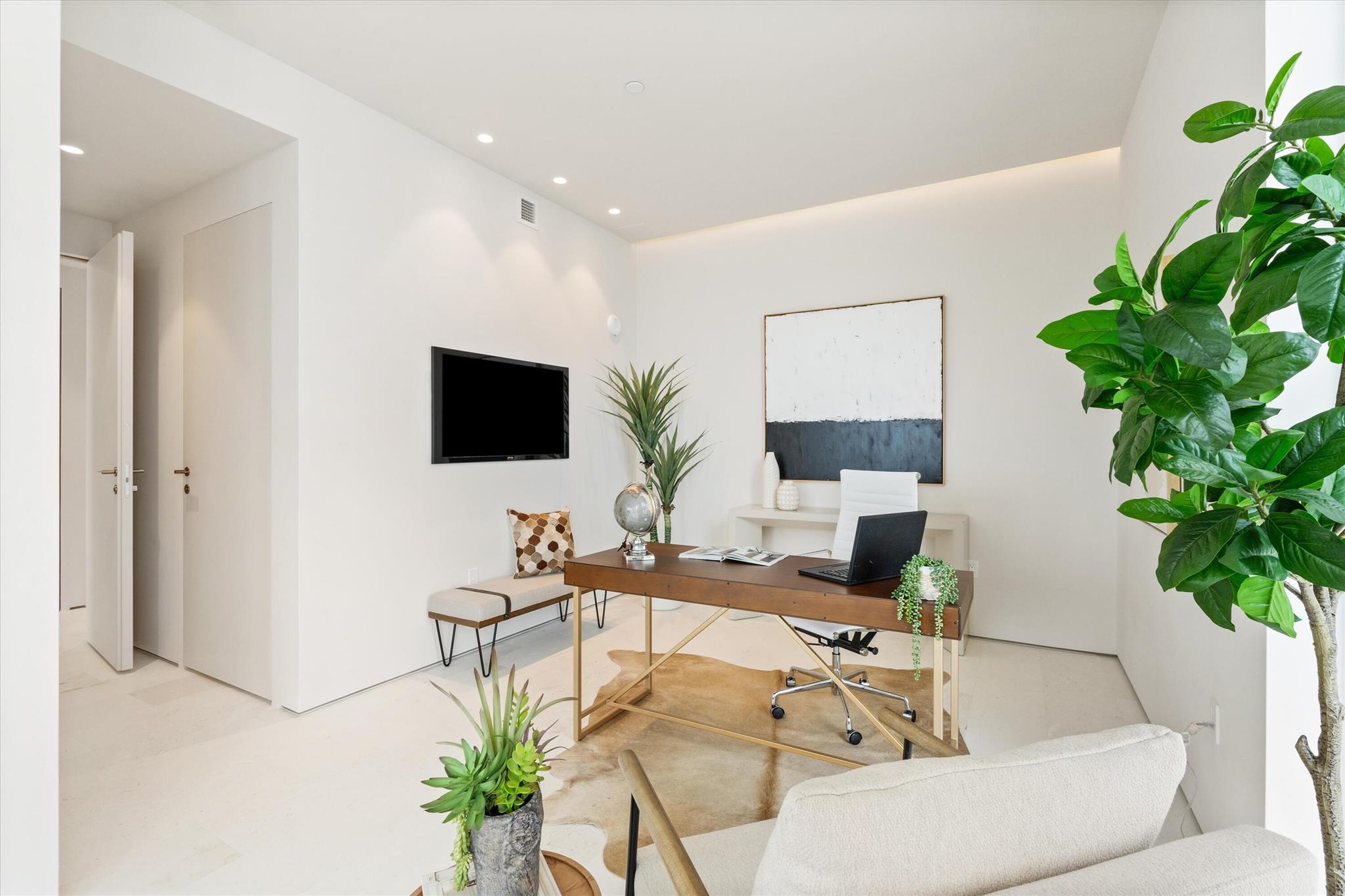 La Clara - Residential