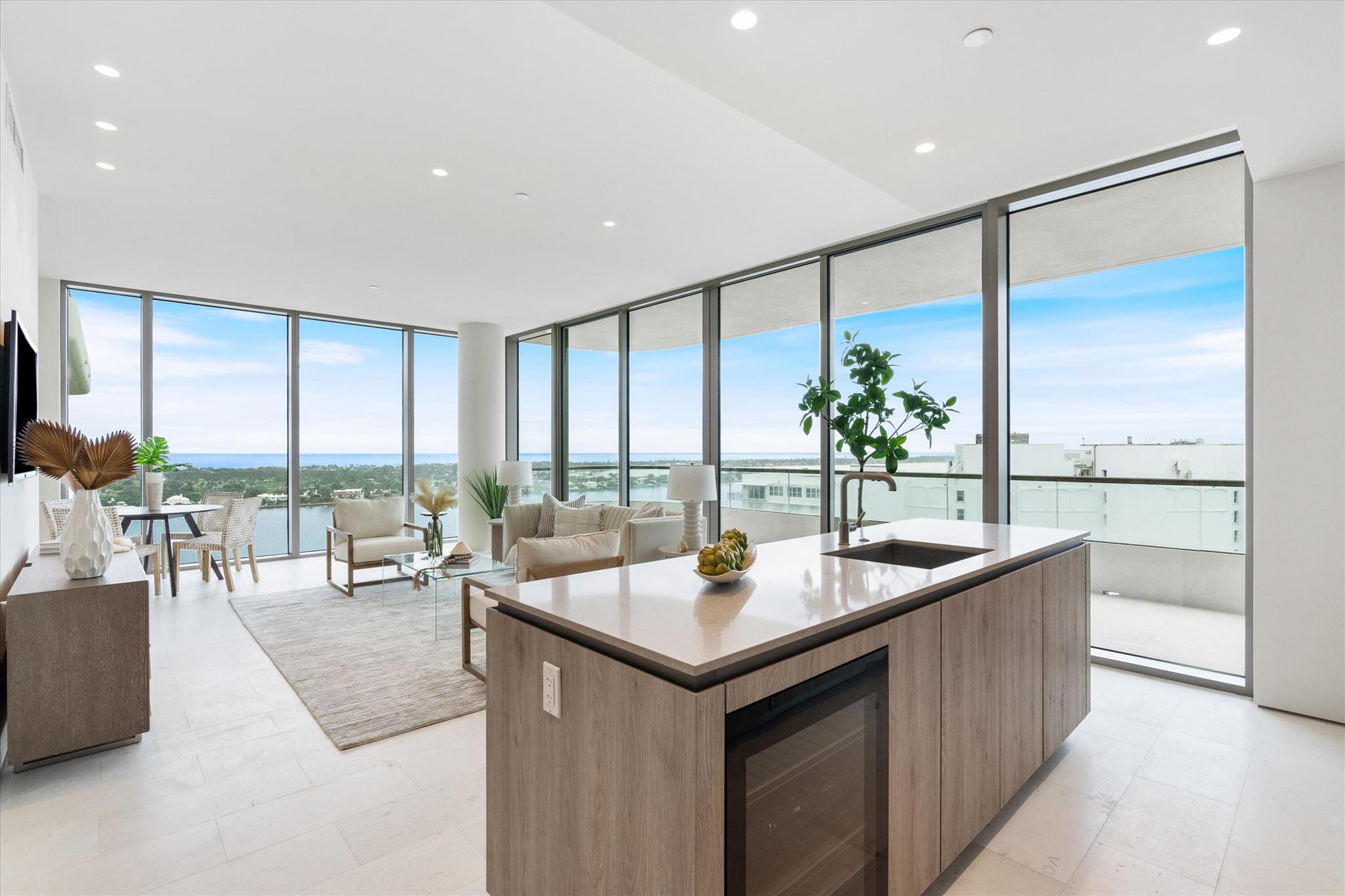 La Clara - Residential