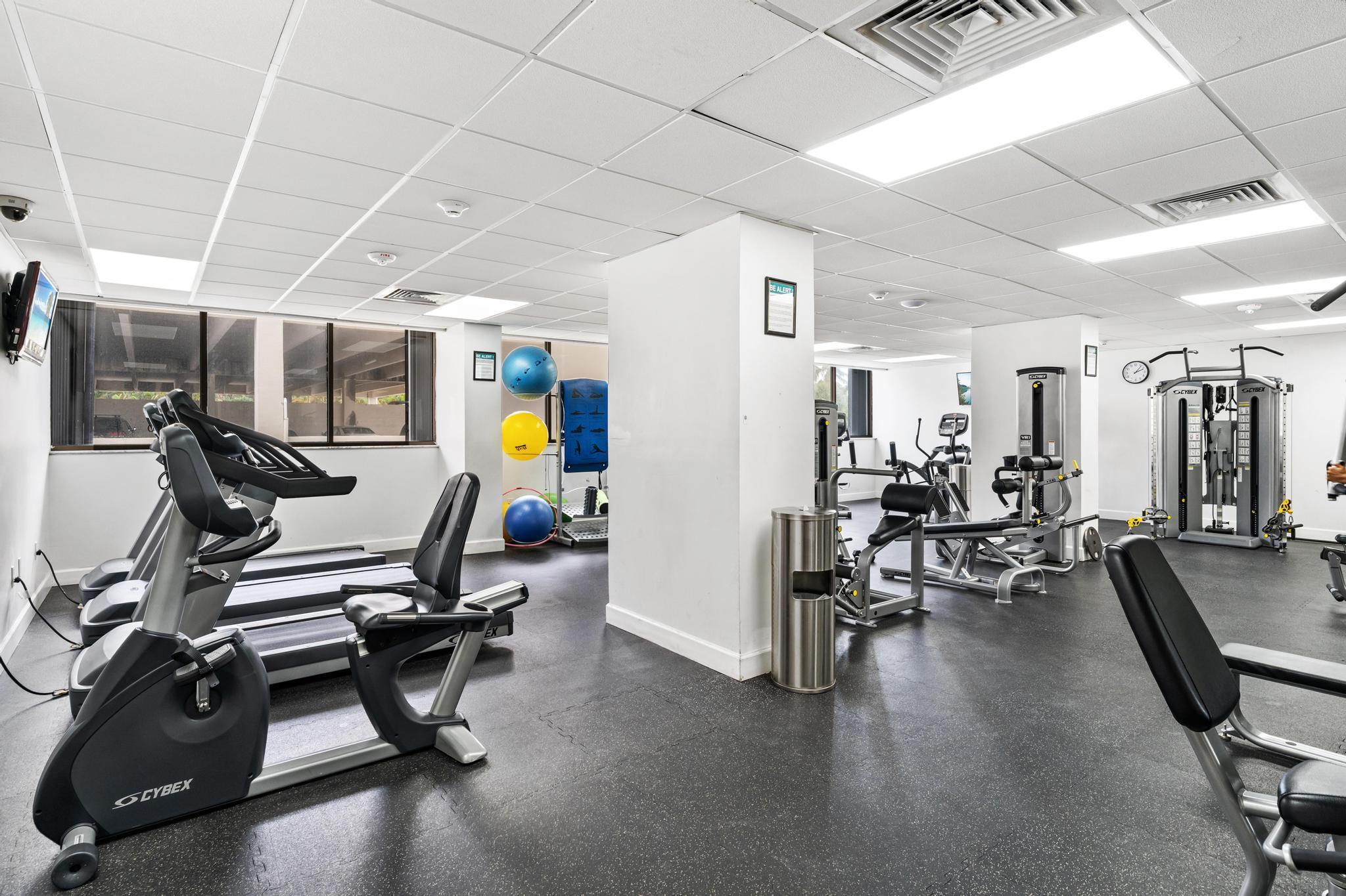 PALM BEACH HOUSE CONDO - Residential Lease