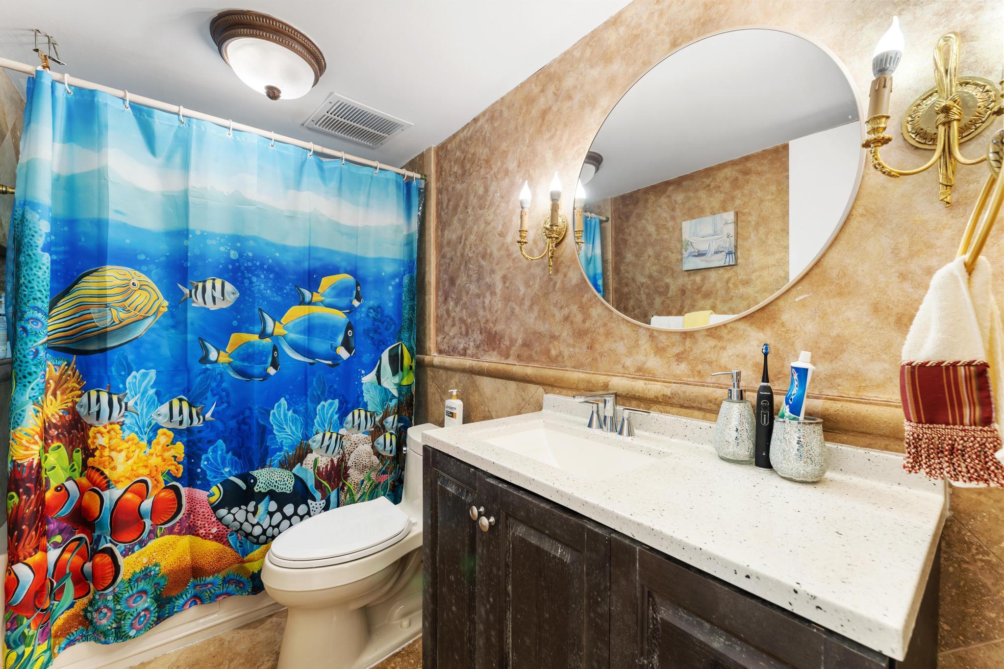 PALM BEACH HOUSE CONDO - Residential Lease