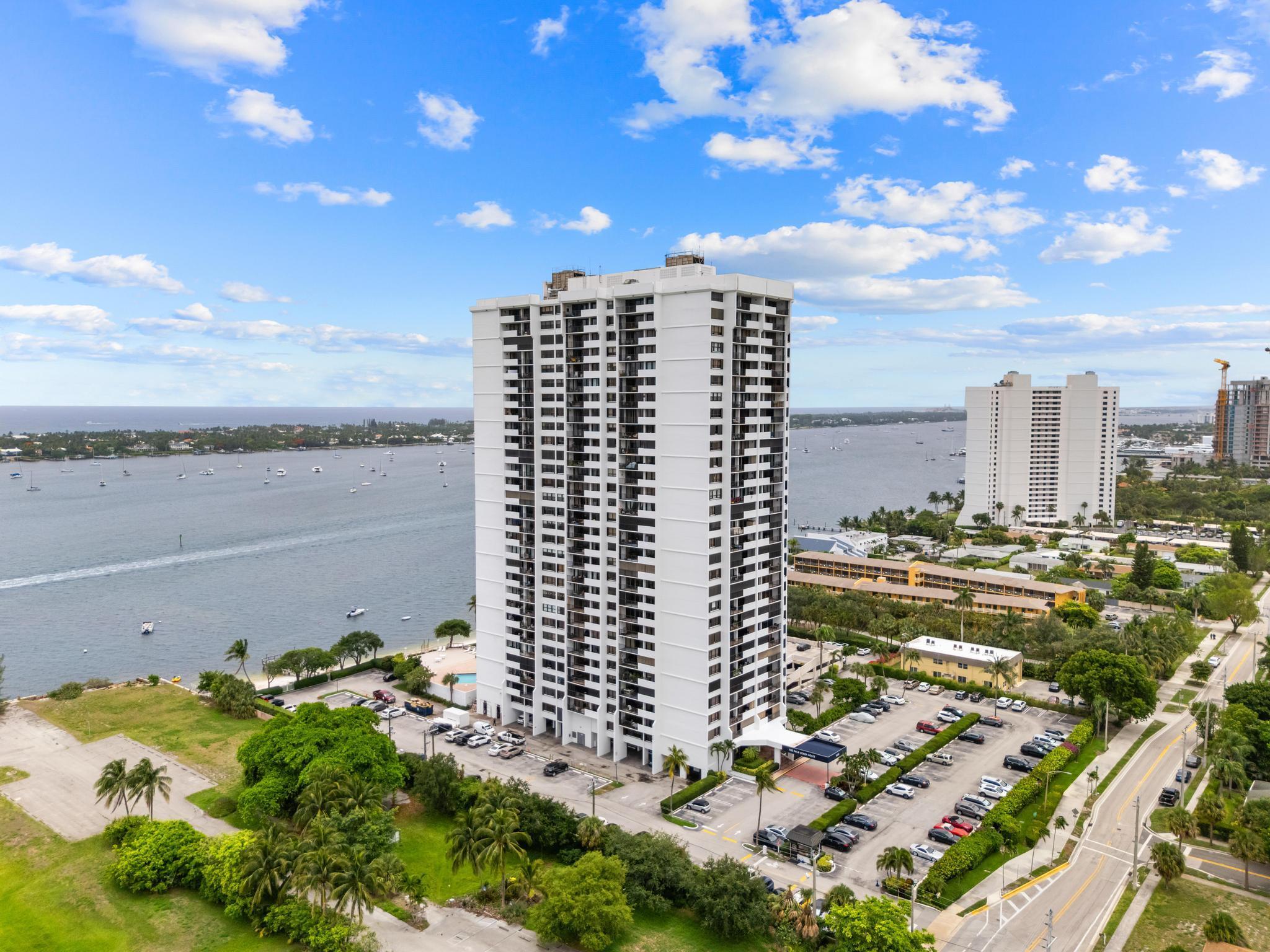 PALM BEACH HOUSE CONDO - Residential Lease