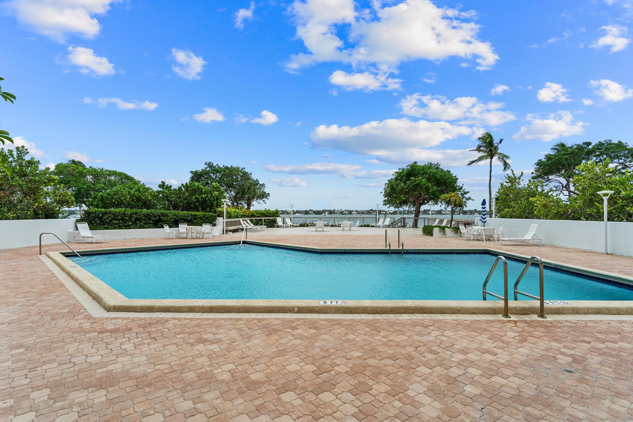 PALM BEACH HOUSE CONDO - Residential Lease