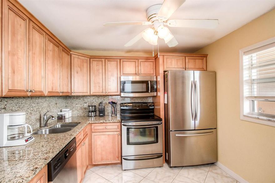 Great unit priced to sell fully furnished. Beautiful 2 Bedroom 2 Bath 4th floor unit.
Titled through out, Updated Kitchen  with granite counter tops and stainless steel appliances and wood cabinets.  Enclosed florida room with plantation shutters in the master. Great active 55 and older community with plenty of activities including 2 pools, gym, computer room, card room, library bingo, live shows, a theater, and much more. VEry close to the beach and many restaurants and shopping.,