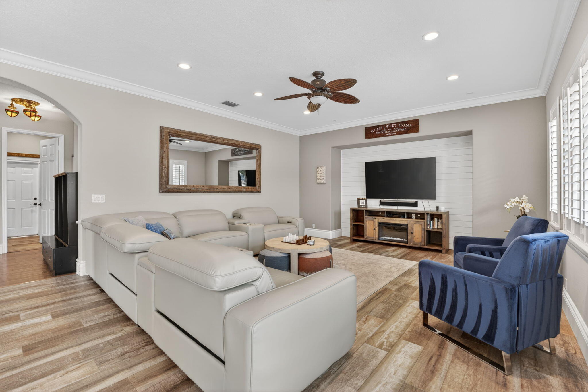 WYNDHAM LAKES WEST - Residential