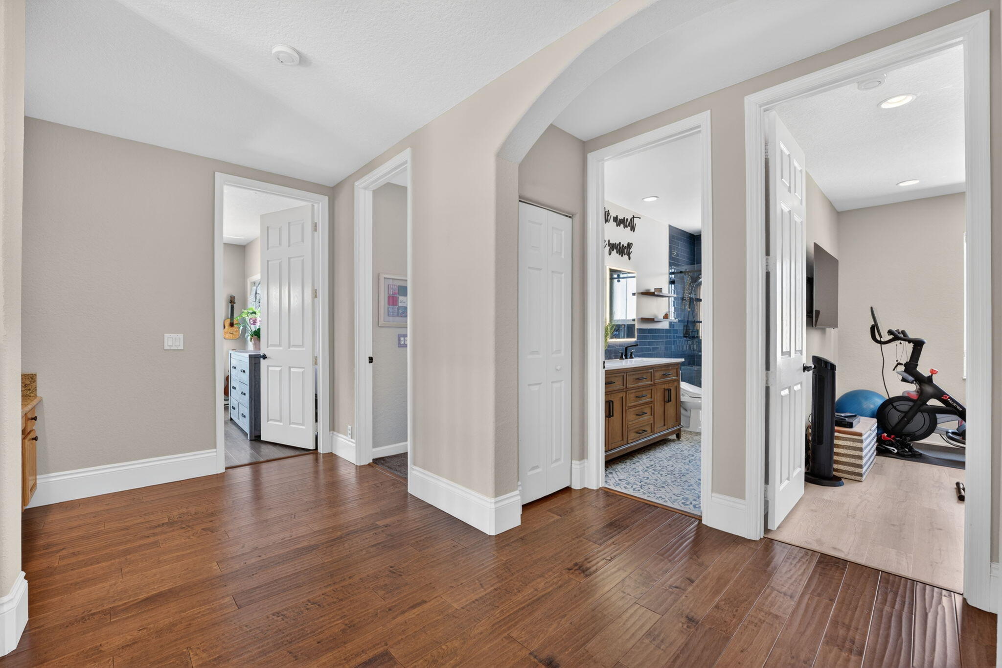 WYNDHAM LAKES WEST - Residential