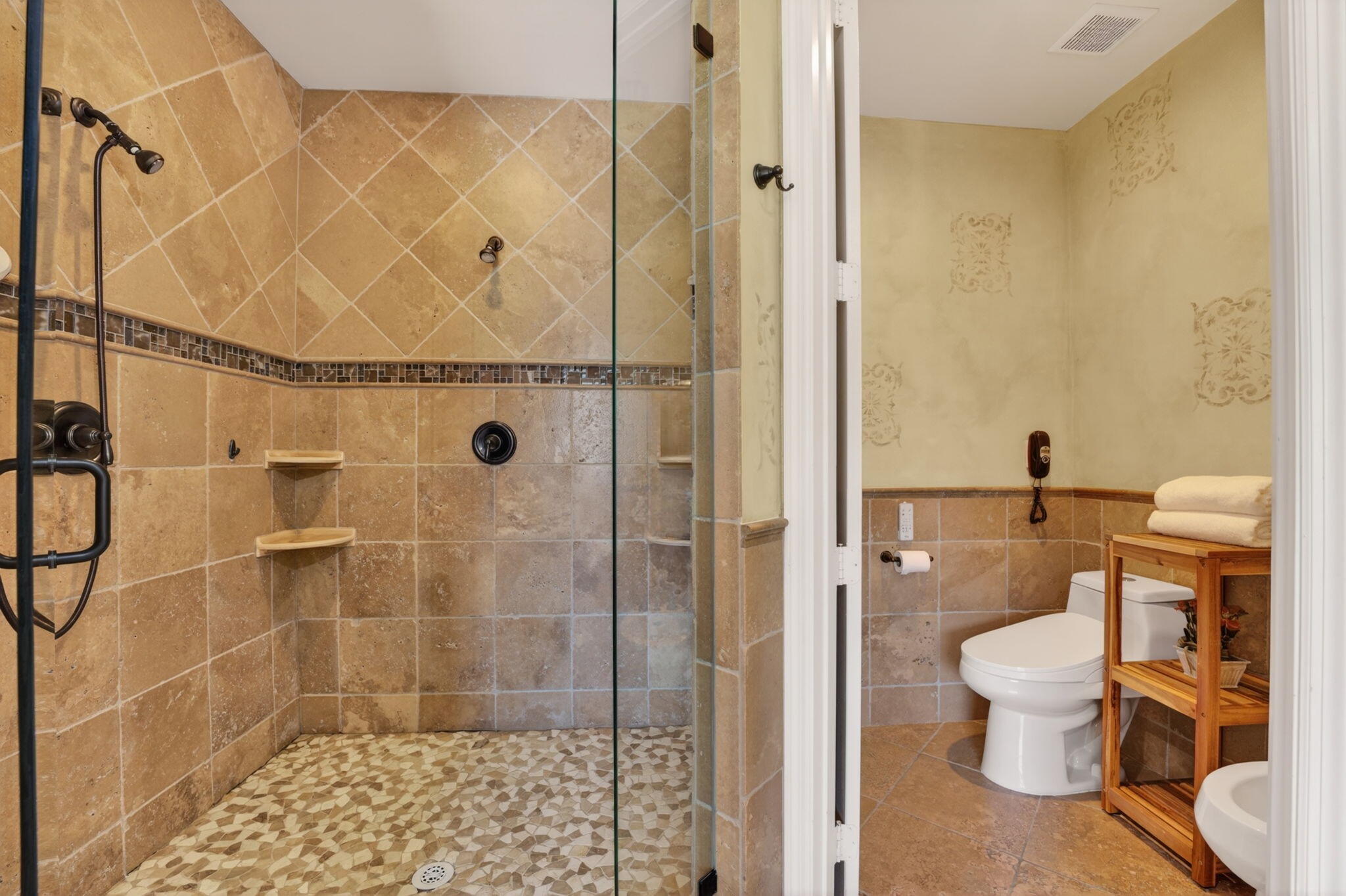 WYNDHAM LAKES WEST - Residential