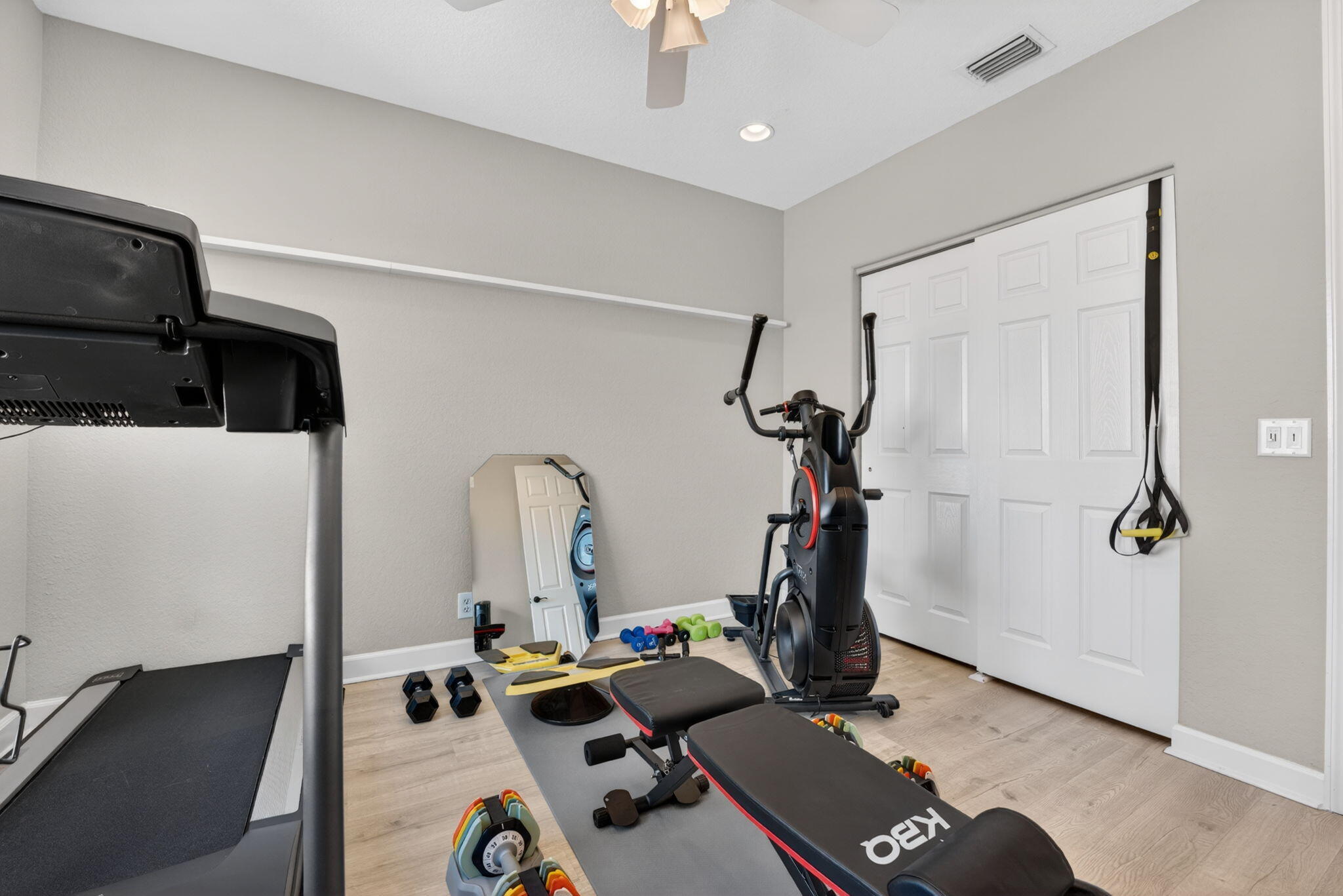 WYNDHAM LAKES WEST - Residential