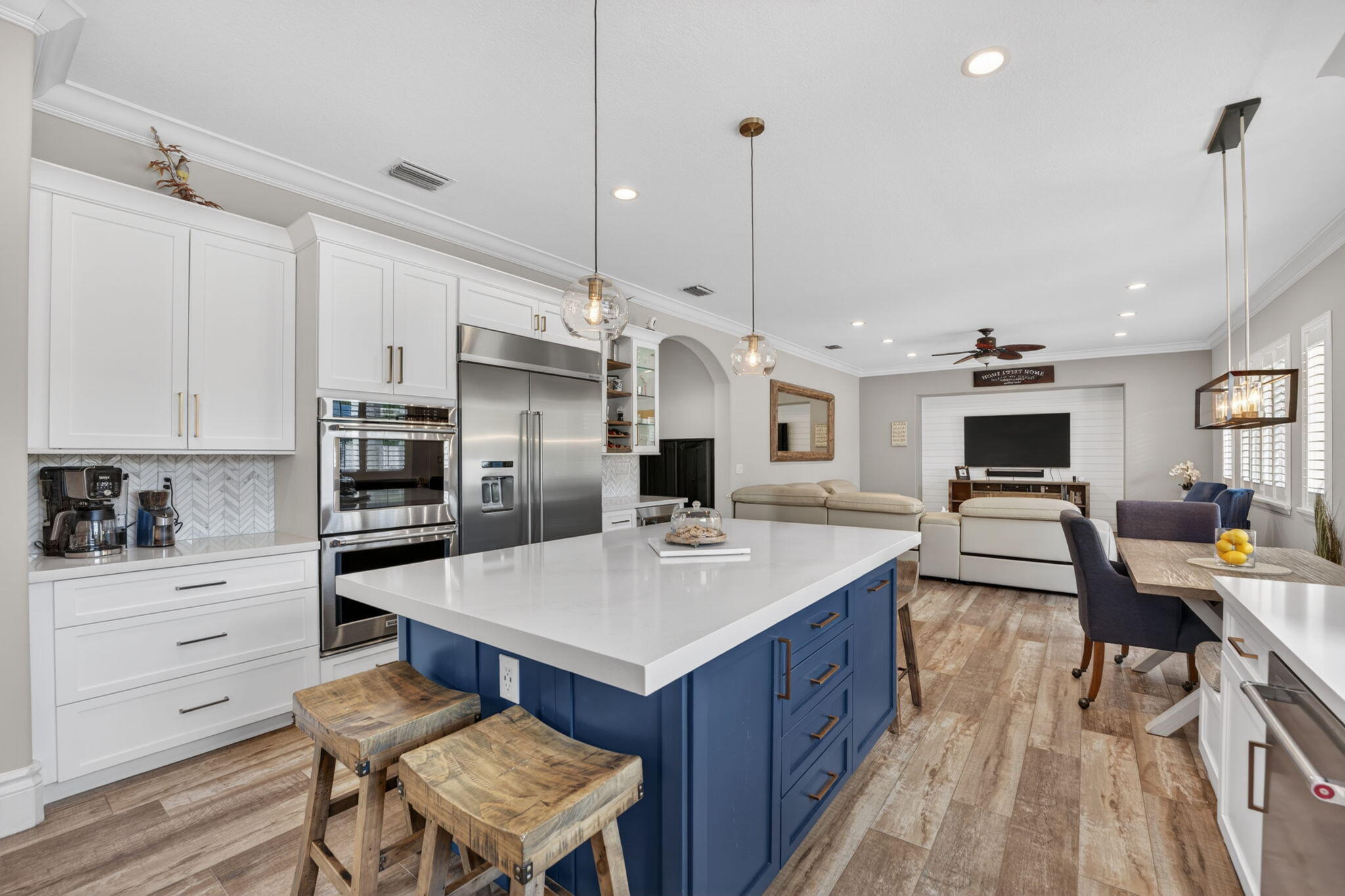 WYNDHAM LAKES WEST - Residential