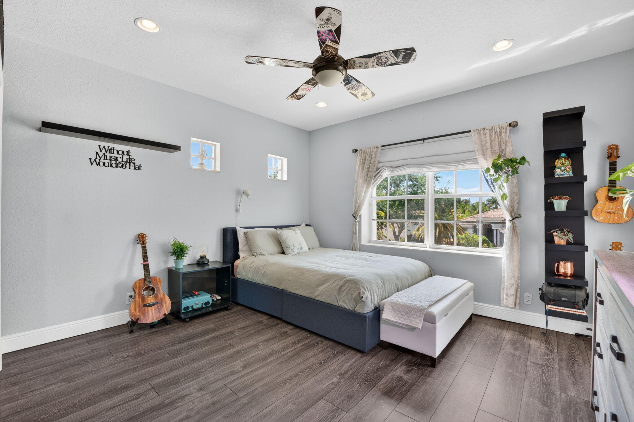 WYNDHAM LAKES WEST - Residential