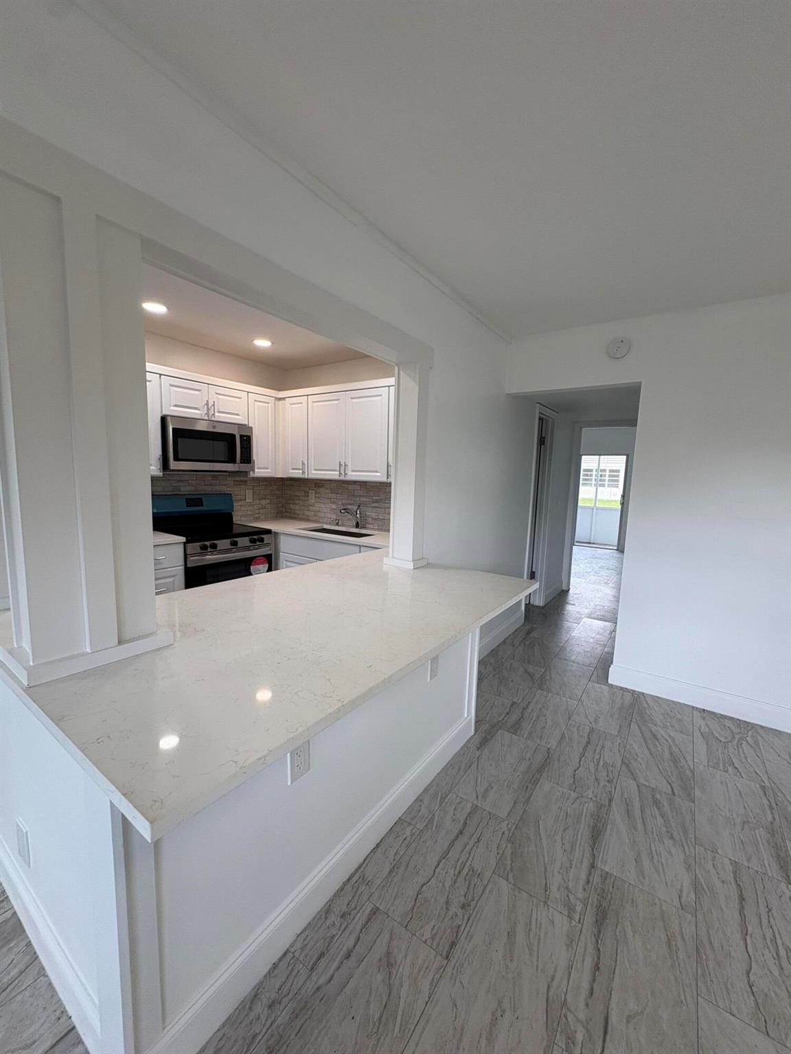 CENTURY VILLAGE / NORWICH - Residential Lease