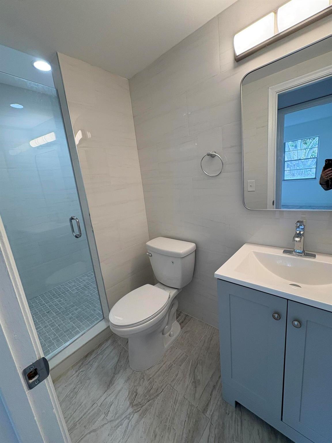 CENTURY VILLAGE / NORWICH - Residential Lease