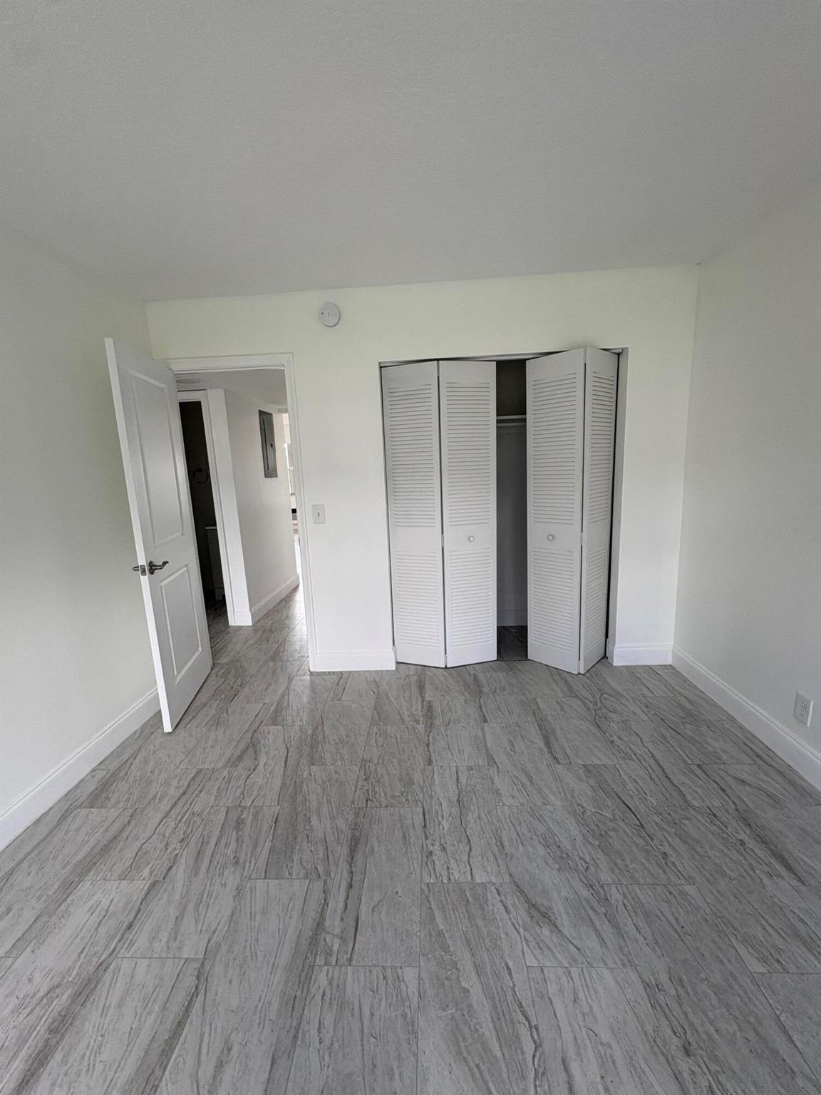 CENTURY VILLAGE / NORWICH - Residential Lease