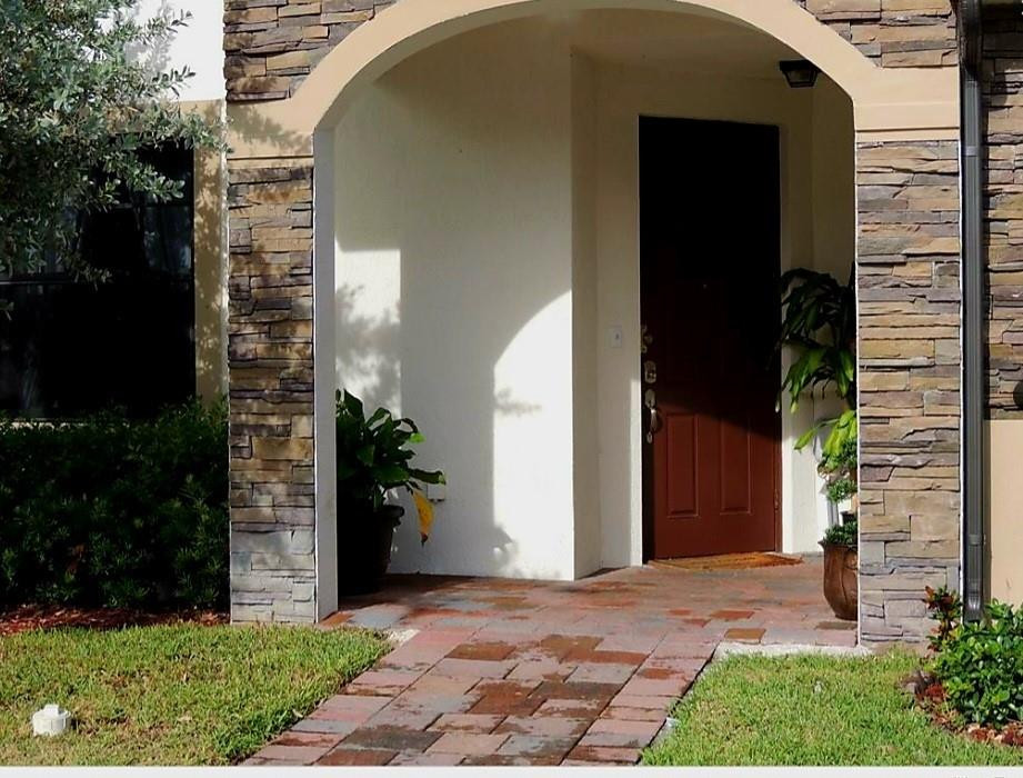 Bellagio Villas - Residential