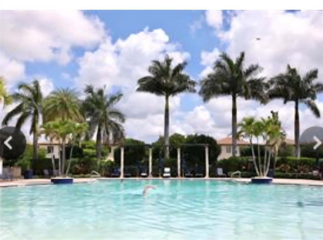 Bellagio Villas - Residential