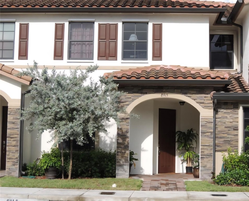 Bellagio Villas - Residential