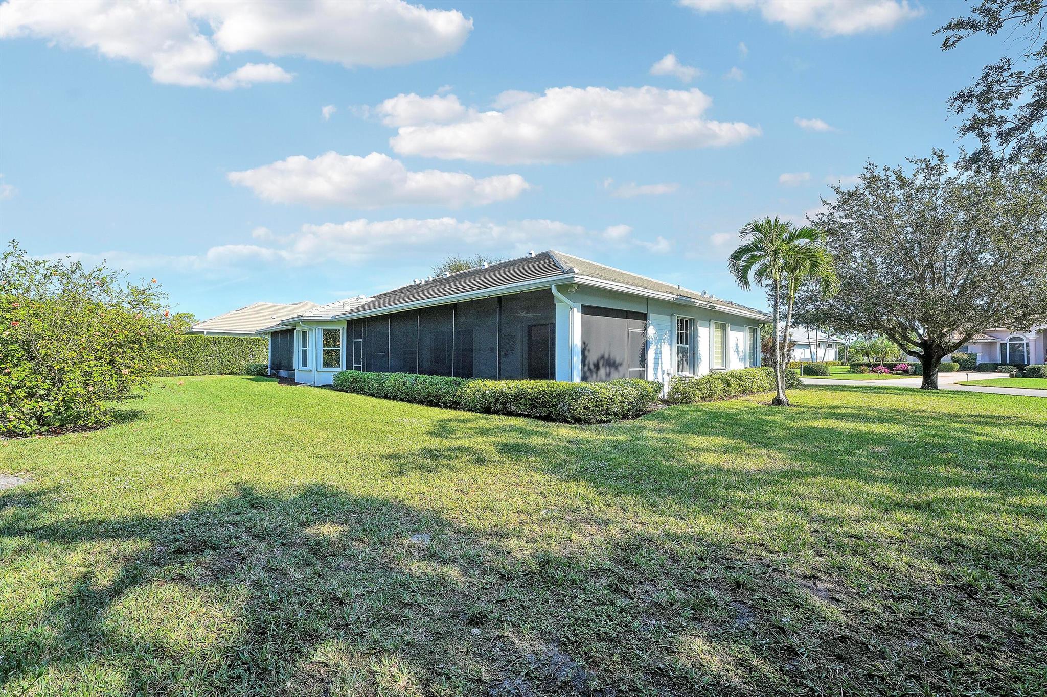HOBE SOUND GOLF C;UB - Residential