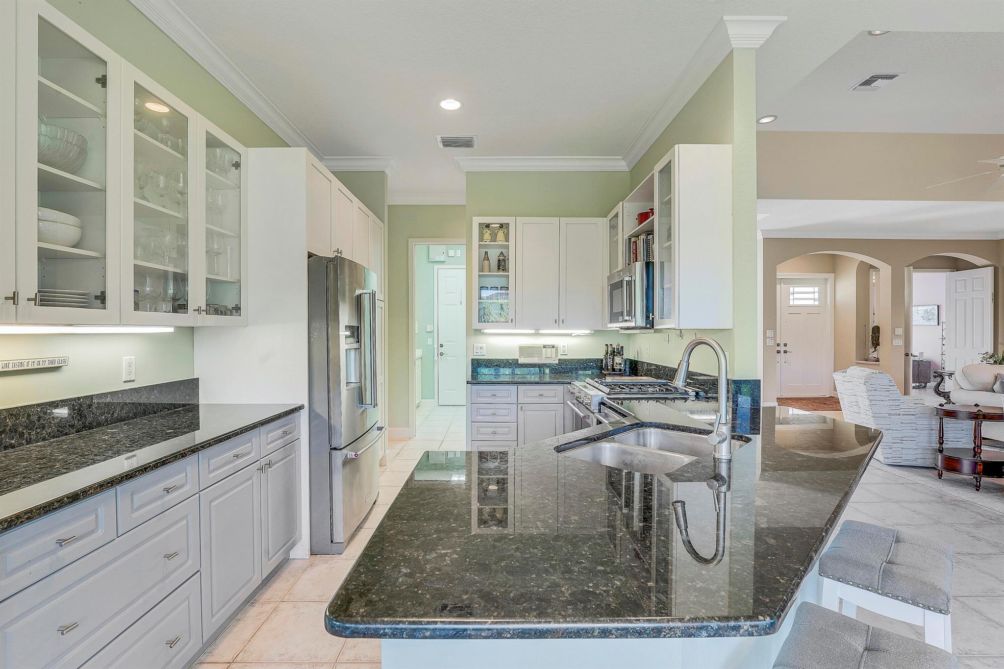 HOBE SOUND GOLF C;UB - Residential