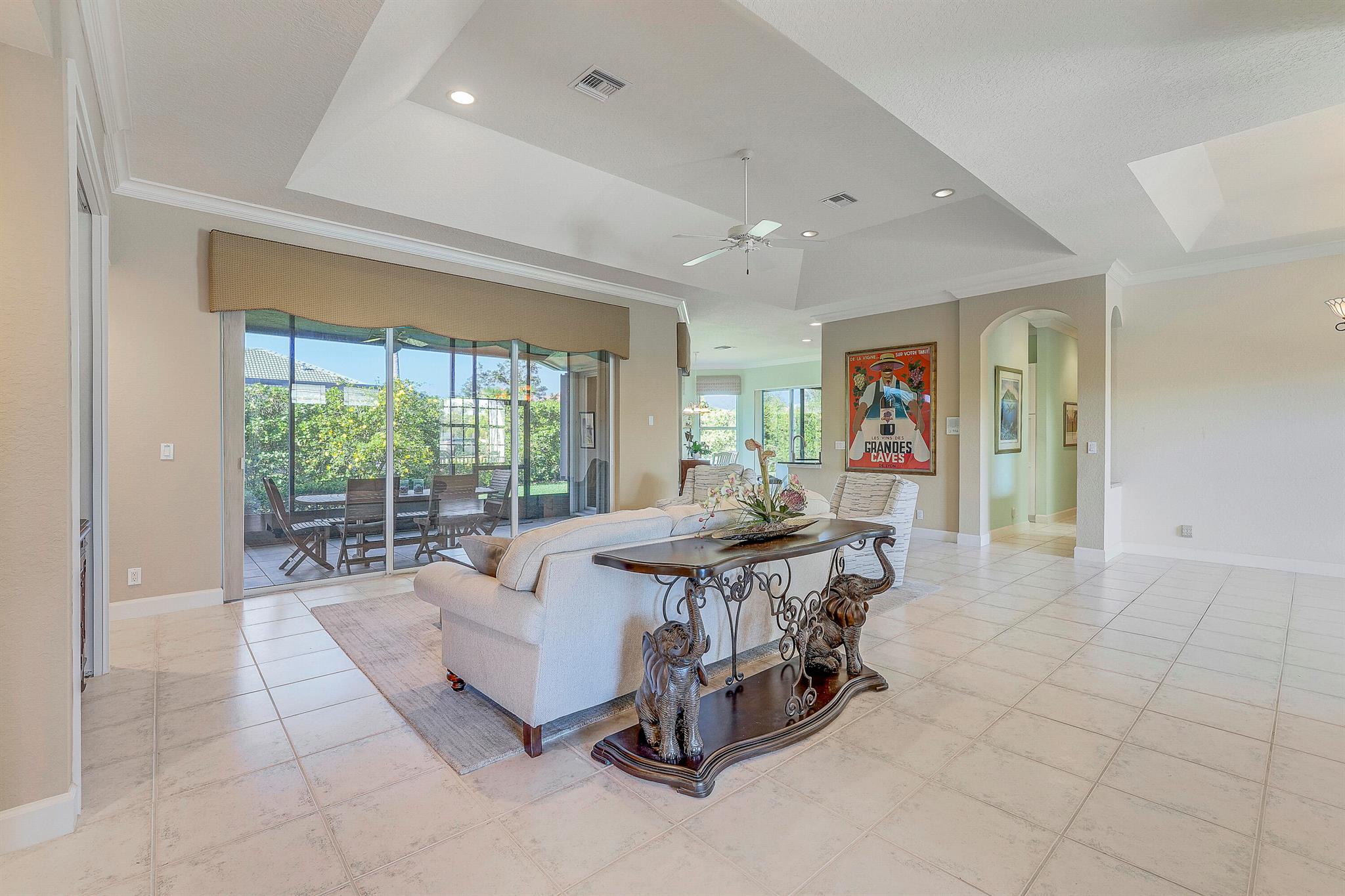 HOBE SOUND GOLF C;UB - Residential