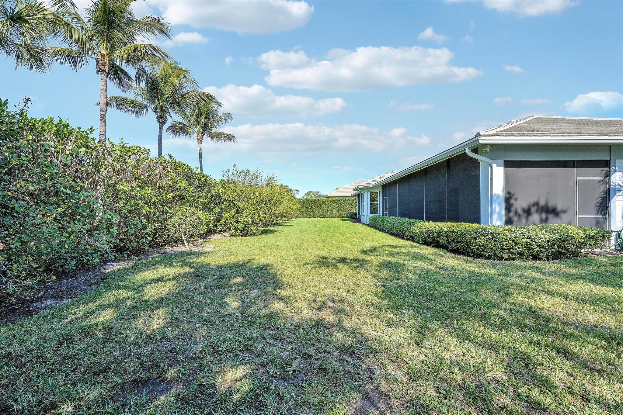 HOBE SOUND GOLF C;UB - Residential