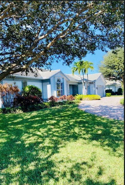 7760 SE Manhasset Place Hobe Sound FL 33455