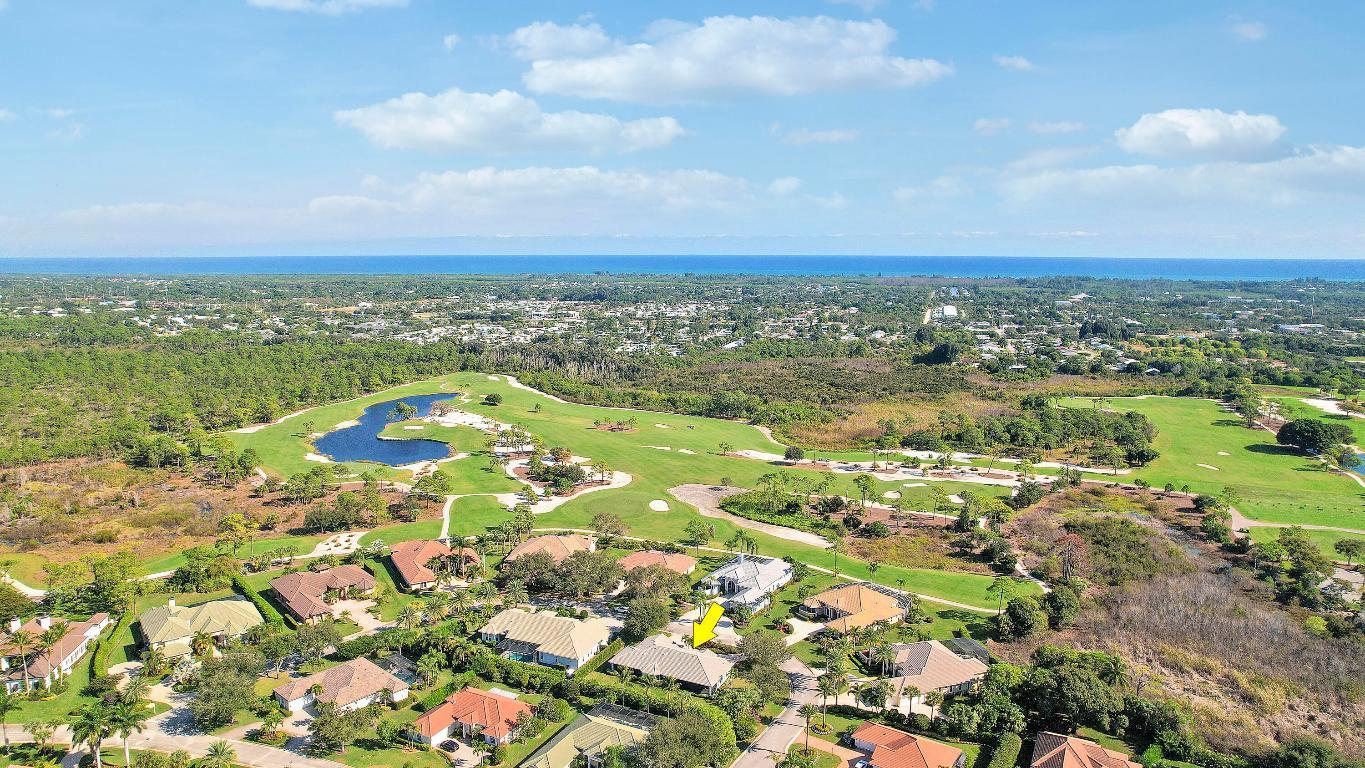 HOBE SOUND GOLF C;UB - Residential