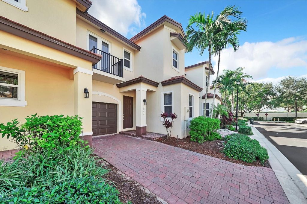 Photo of 6974 Long Pine Circle #6974, Coconut Creek, FL 33073 (MLS # F10469231)