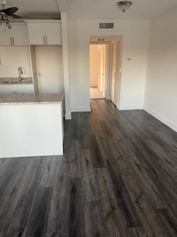 MARINER IV CONDO - Residential Lease