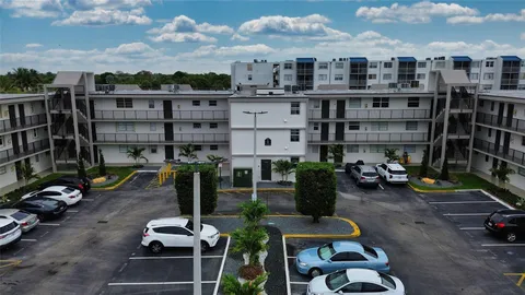 14195 SW 87th St Unit B207, Miami, FL MLS: F10442597