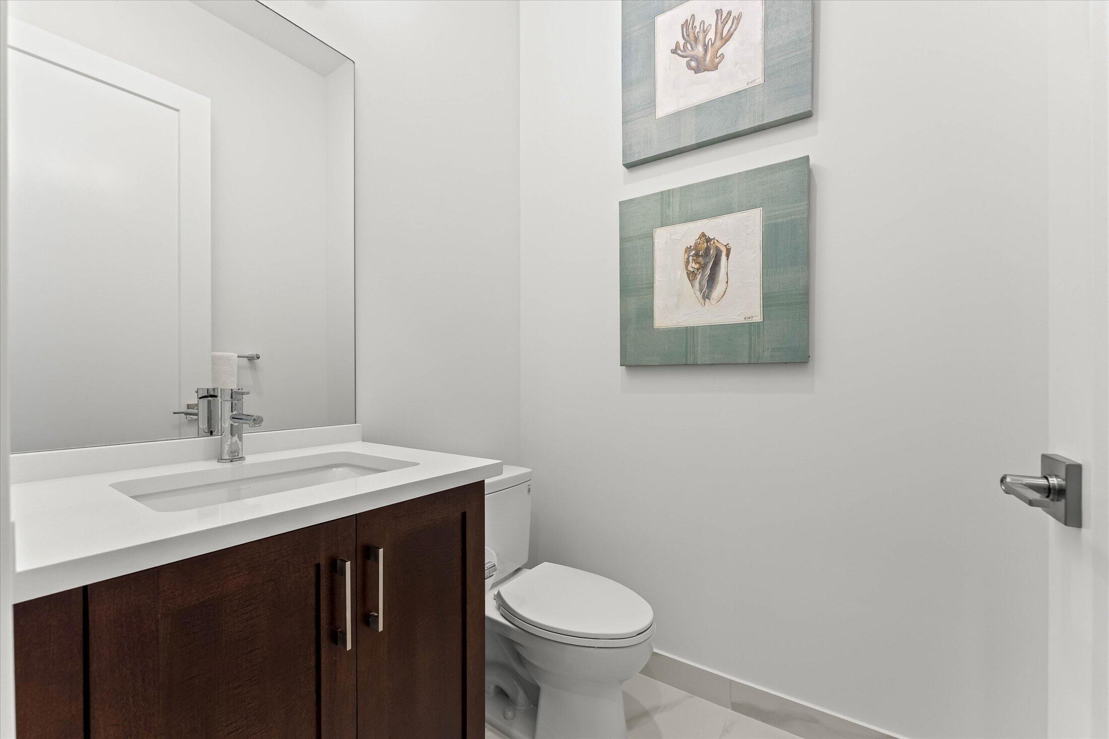 JOHNS WEST PUD/LOTUS EDGE - Residential Lease