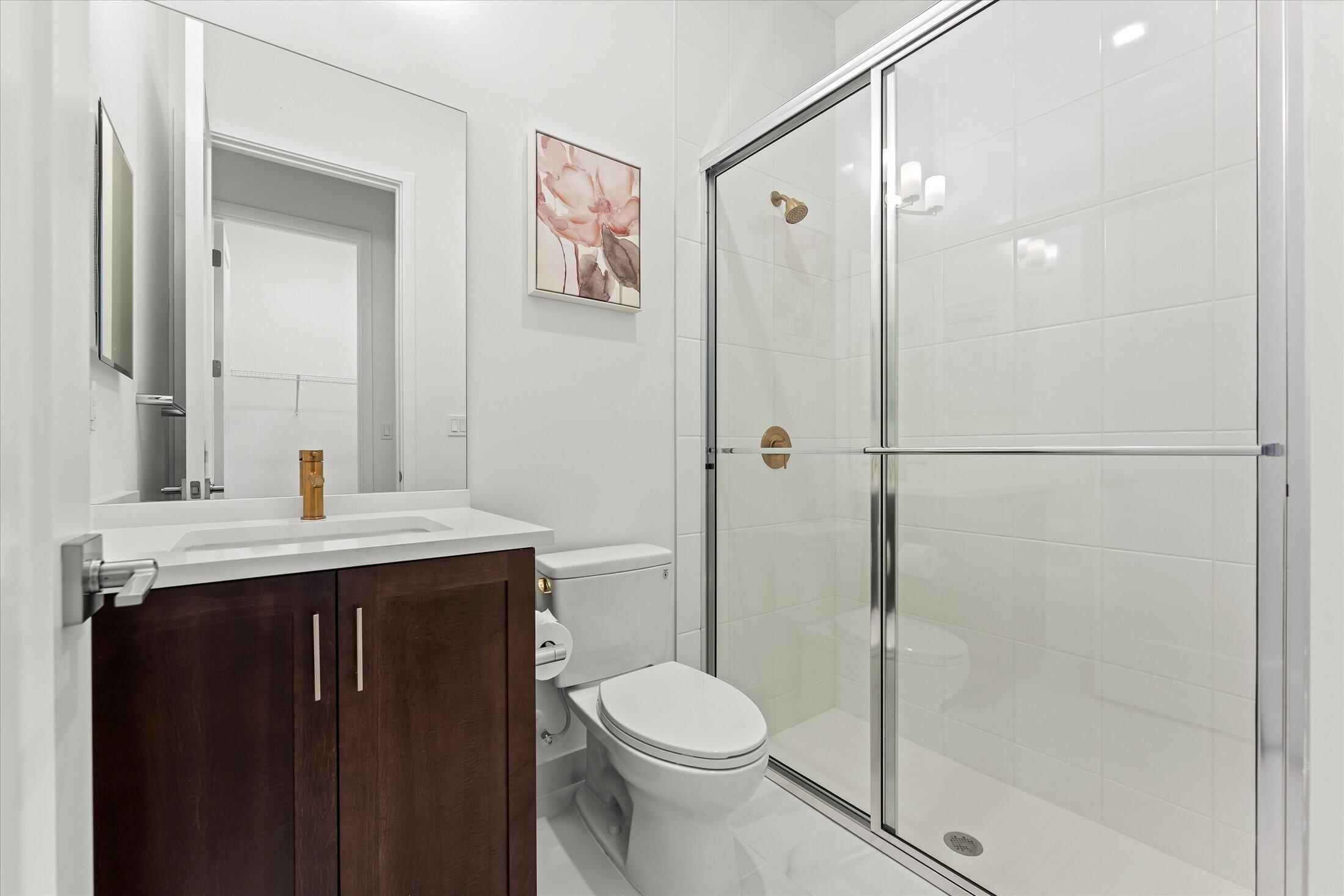 JOHNS WEST PUD/LOTUS EDGE - Residential Lease