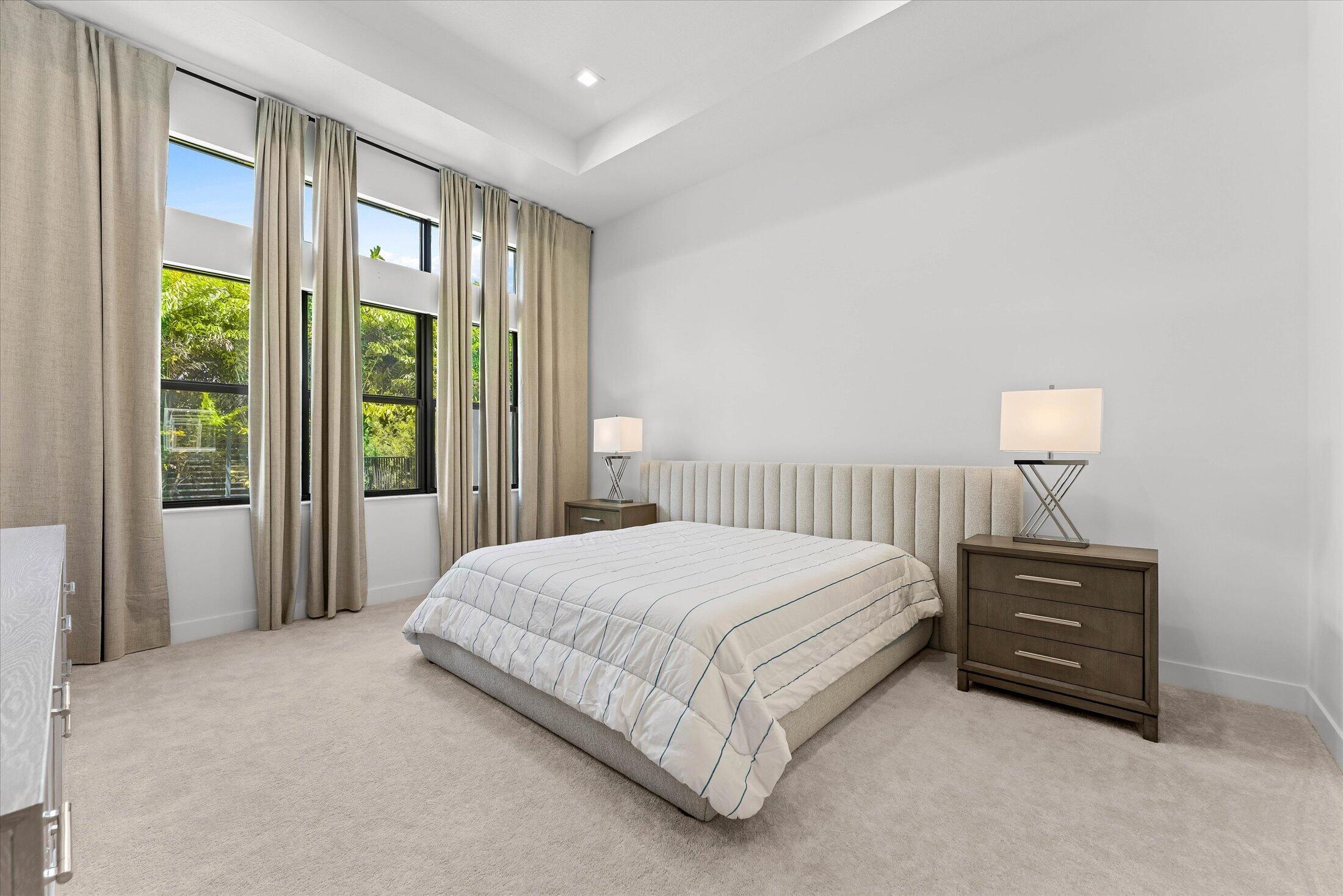 JOHNS WEST PUD/LOTUS EDGE - Residential Lease