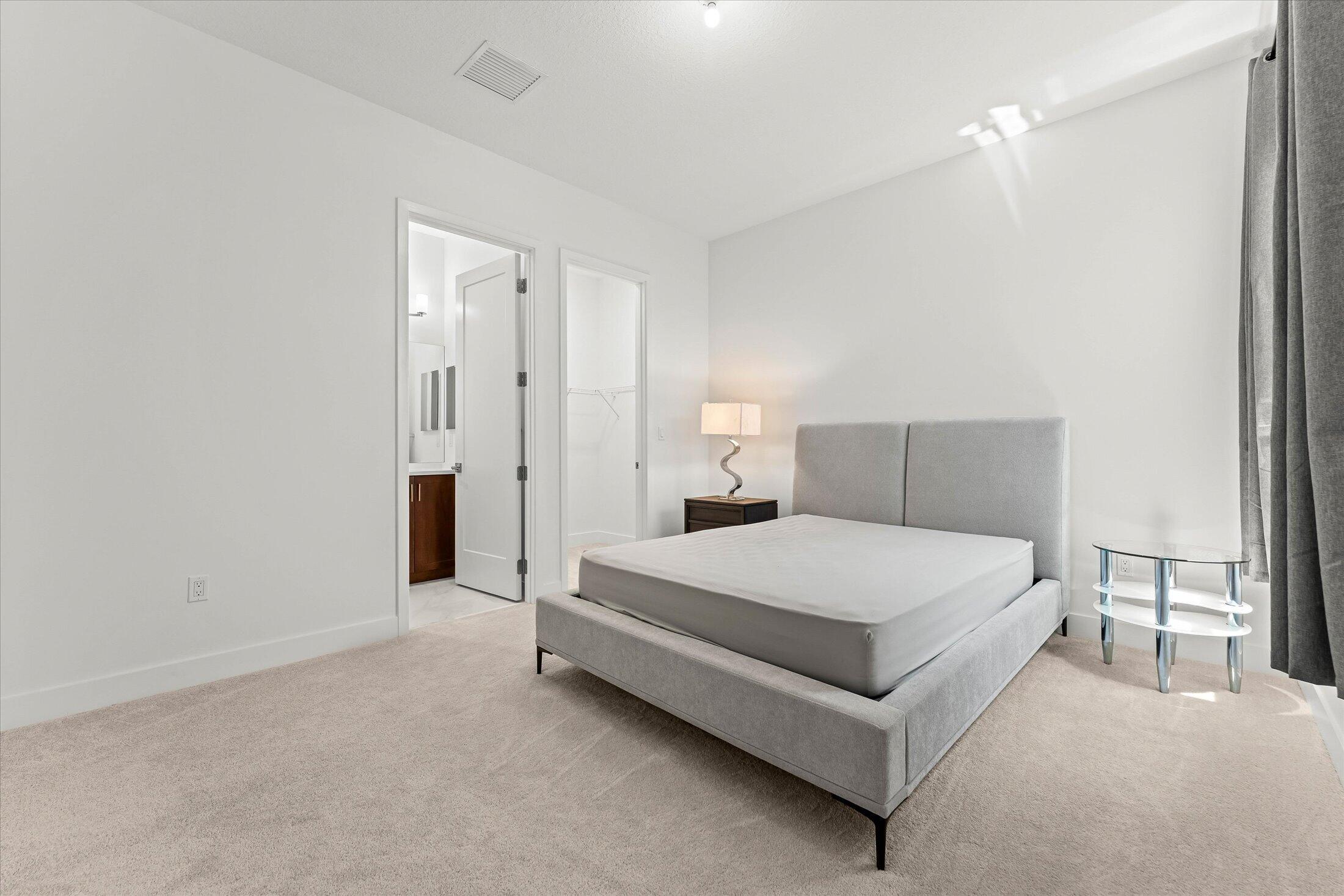 JOHNS WEST PUD/LOTUS EDGE - Residential Lease